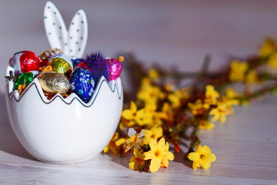 easter bunny 7023537 1920