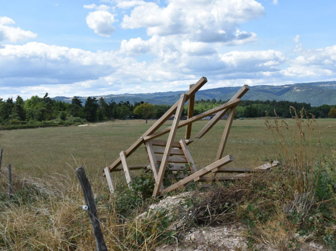 un mirador victime de vandalisme photo d archives progres lucas oriol 1654877539