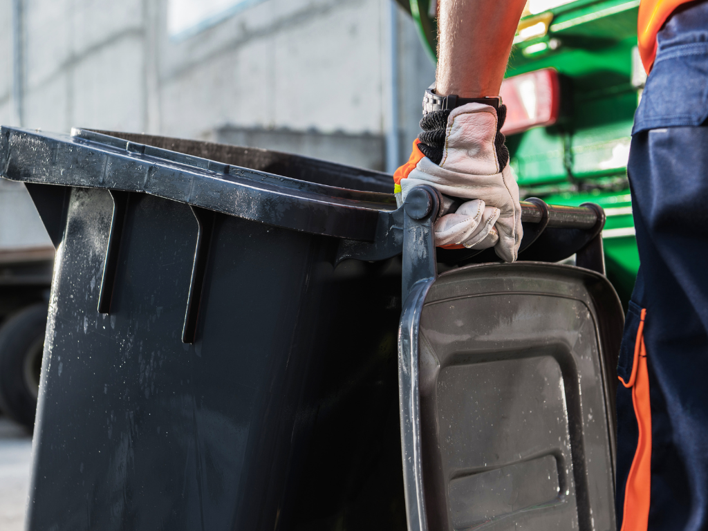 Augmentation de la redevance des déchets de 10€ dans les Monts du Lyonnais : les causes et les solutions pour cette année