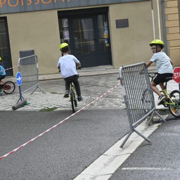 "Rue aux enfants, rue pour tous" : Une journée dédiée à la jeunesse à Chazelles-sur-Lyon