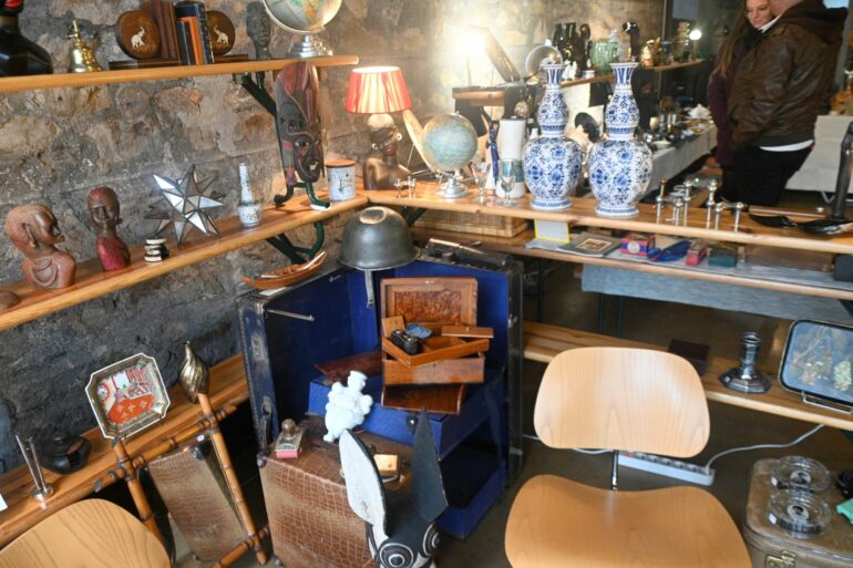 Le Salon d'Art Actuel fête ses dix ans à Chazelles sur Lyon 2 DSC0419