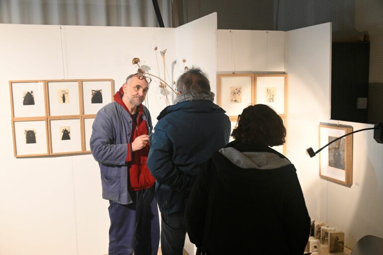 Le Salon d'Art Actuel fête ses dix ans à Chazelles sur Lyon 3 DSC0439