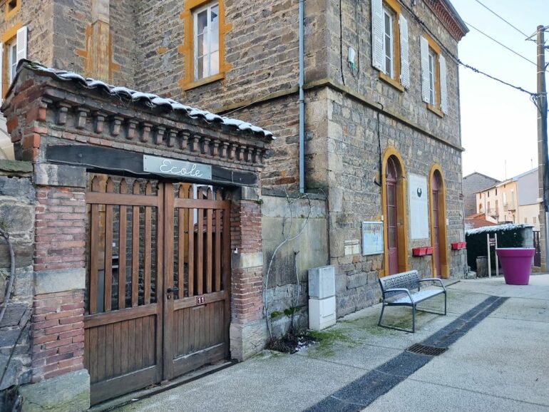 Alexis Badoil, maire de Saint-Genis-l'Argentière, dévoile les projets de la commune pour 2024 2 Ecole St Genis