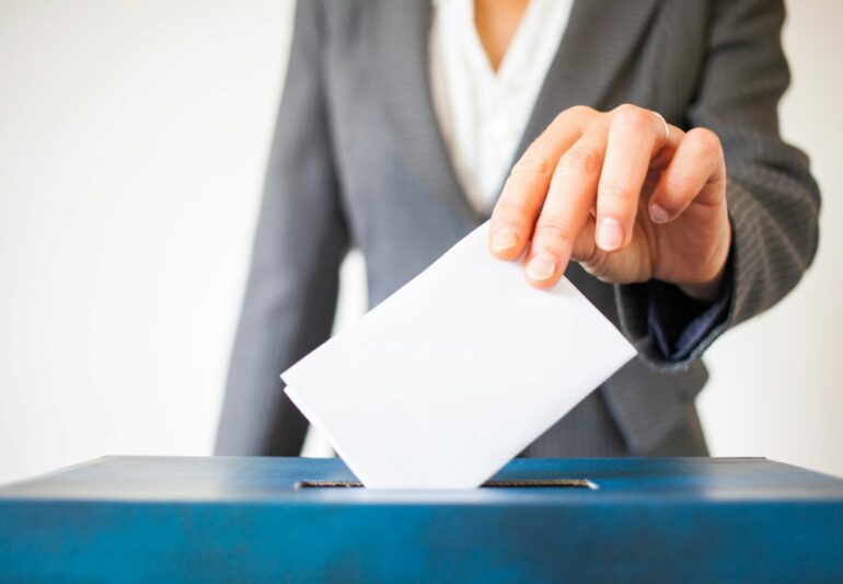 Législatives : 3e circonscription de la Loire, cinq candidats en course