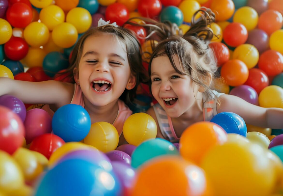 « La boule déboule » : exposition temporaire à Saint-Martin-en-Haut