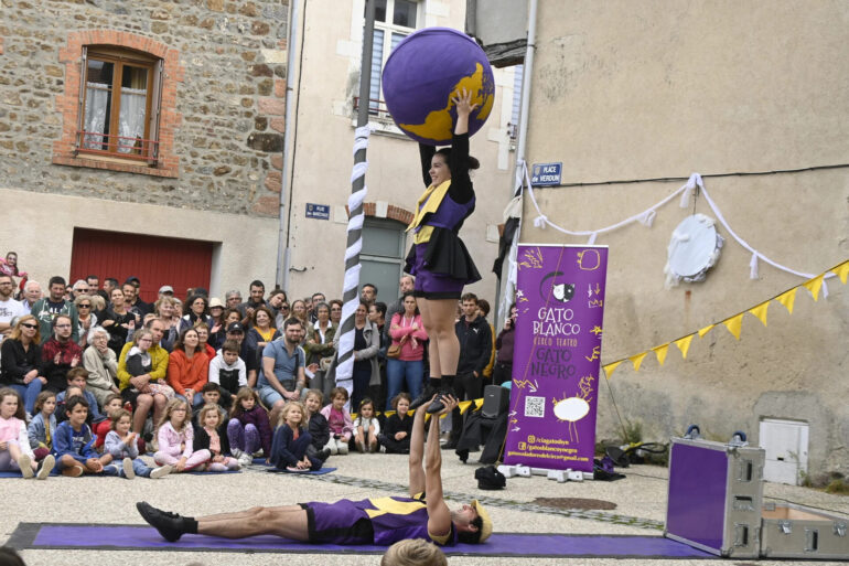 Avec M'art in the street, Saint-Symphorien-sur-Coise prêt à vivre au rythme des arts de rue 1 Avec Mar't in the street, Saint-Symphorien-sur-Coise prêt à vivre au rythme des arts de rue