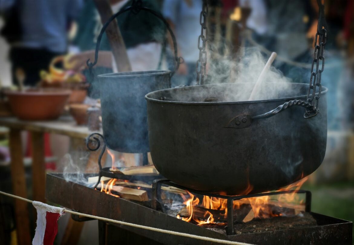 Festival des solidarités : les low-tech à l'honneur à Sainte-Foy-l'Argentière 1 Une soupe à l'oignon pour réchauffer l'ambiance