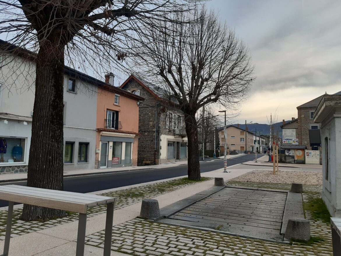 Travaux à Sainte-Foy-L'Argentière : les commerçants partagent leur vécu d'une année difficile