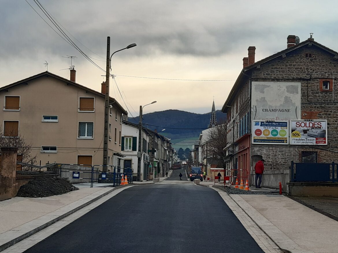 Travaux à Sainte-Foy-L'Argentière : les commerçants partagent leur vécu d'une année difficile