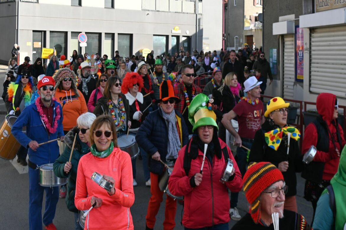 Le carnaval fait vibrer les rues de Taluyers