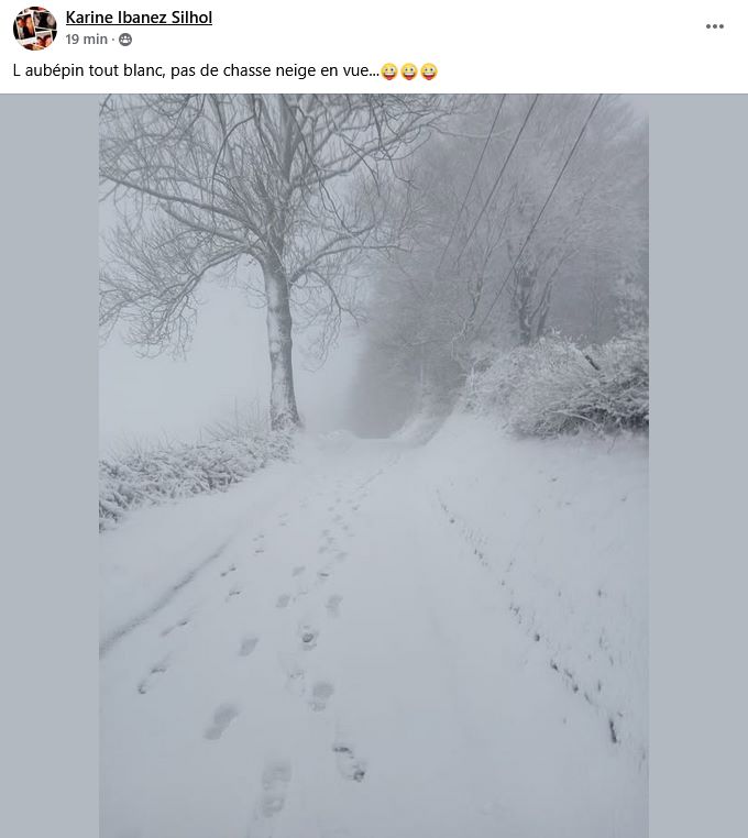 Plus au sud, le hameau de l'Aubépin se retrouve également sous un manteau blanc