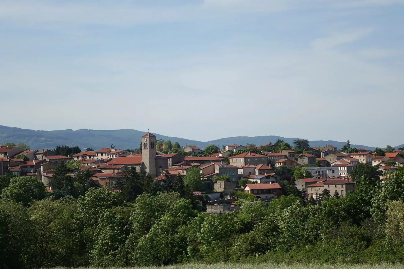 Soucieu-en-Jarrest : comment cette commune rurale s'épanouit aux portes de Lyon en 2025 1 Soucieu-en-Jarrest a connu une croissance démographique importante ces vingt dernières années