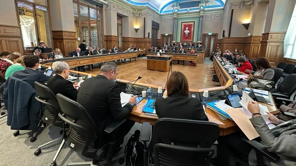 Investissements départementaux : les grands projets qui attendent la Loire en 2025 1 Les élus du département de la Loire se préparent à voter un budget ambitieux de près d'un milliard d'euros pour 2025 - unionpourlaloire.fr
