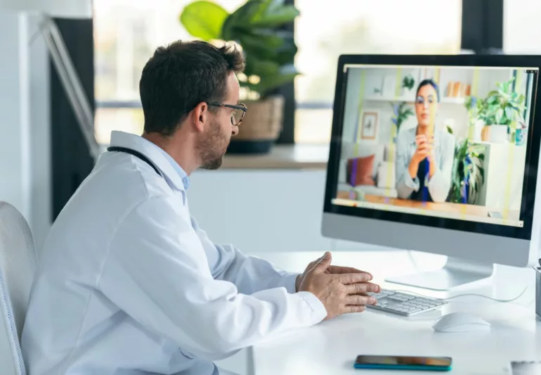 Téléconsultation en France : 42% des Français l'ont adoptée, un pilier de santé