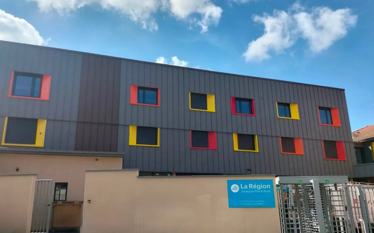 Un enseignant recherché en urgence au campus des Monts du Lyonnais, un poste environnement à pourvoir à la CCVL