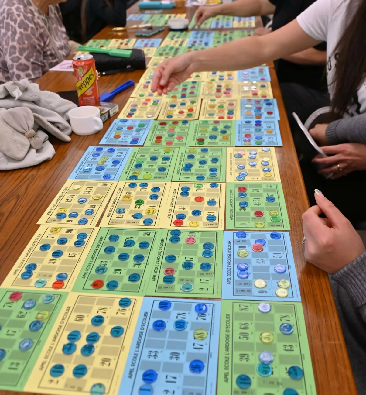 Des étudiants organisent un loto pour lutter contre un cancer rare 2 Les quatre parties de loto traditionnel et la partie corse qui ont rythmé l'après-midi - © Quentin Merle
