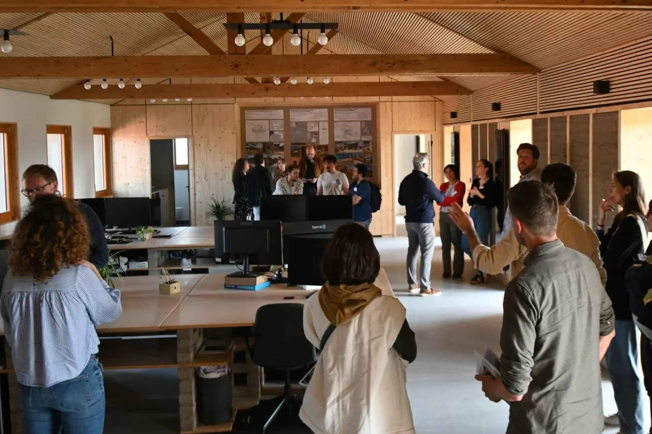 L'Atelier de Montrottier fête ses 10 ans dans des locaux innovants 1 Pour célébrer cette décennie d'existence, l'Atelier de Montrottier a invité confrères, clients, élus, techniciens et anciens collaborateurs à découvrir leurs nouveaux locaux.