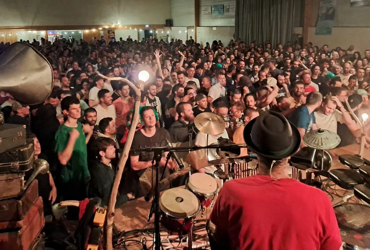 Concert des Vieilles Valises à Grammond : un retour triomphal 1 Le triomphe des Vieilles Valises à Grammond - © Maxime Villemagne