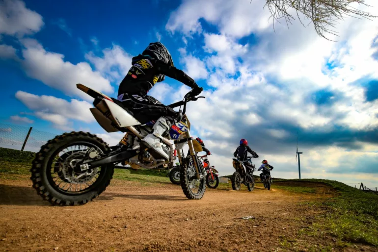 Journées moto : initiation dès 6 ans dans les Monts