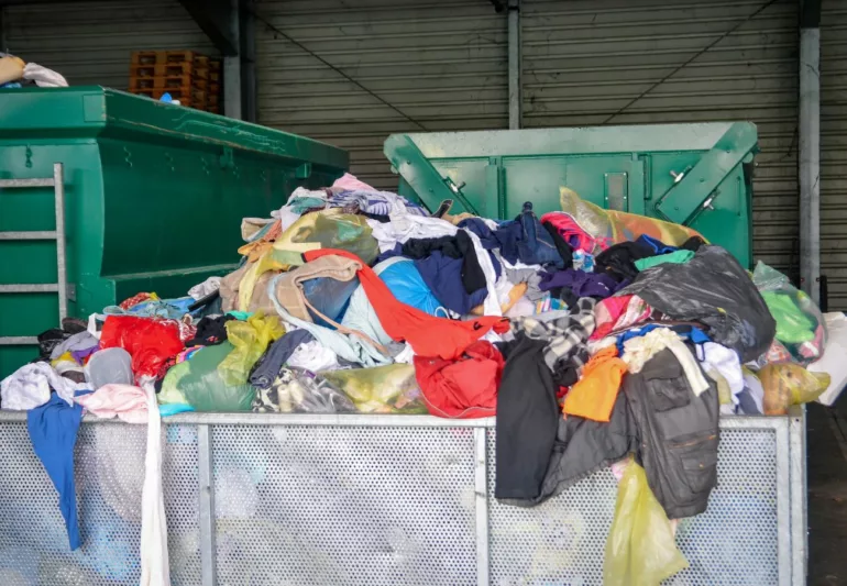 Le Relais suspend ses collectes dans les Monts du Lyonnais