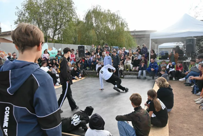 Le festival Grabuge fait vibrer Chazelles-sur-Lyon et porte la voix des associations