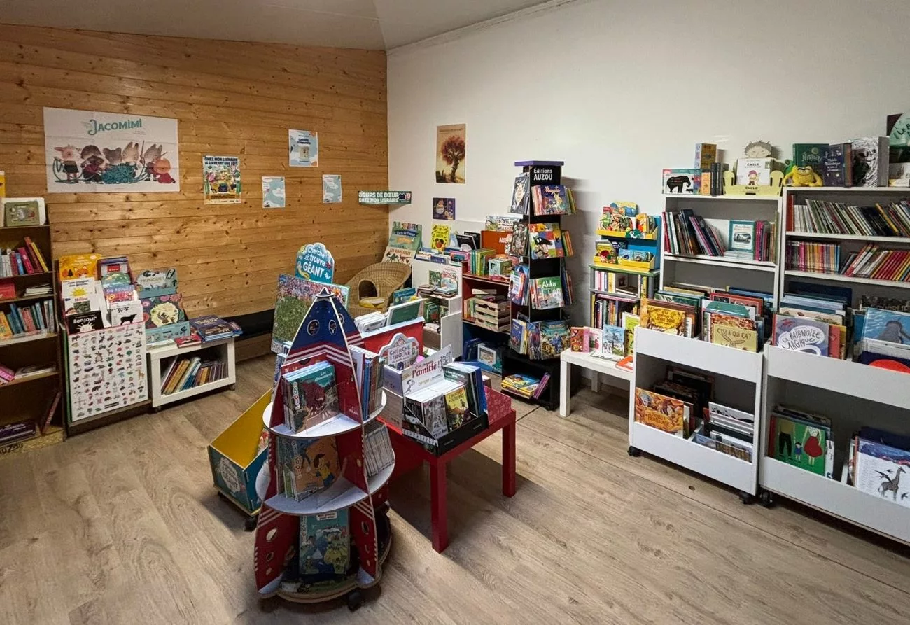La librairie Mots et Merveilles à Sainte-Foy-l'Argentière - © Laura Borges