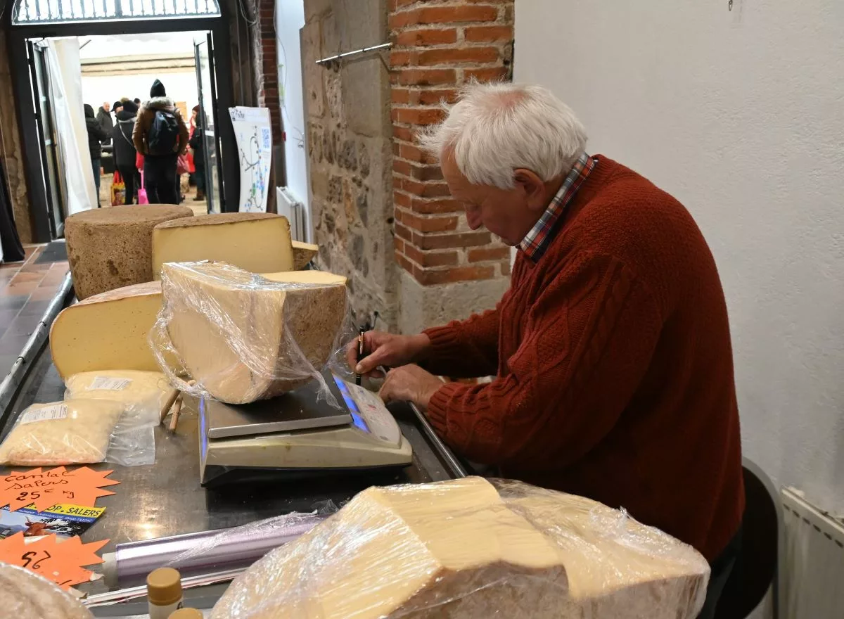 Des exposants ont constaté la baisse du pouvoir d'achat des visiteurs - © Quentin Merle