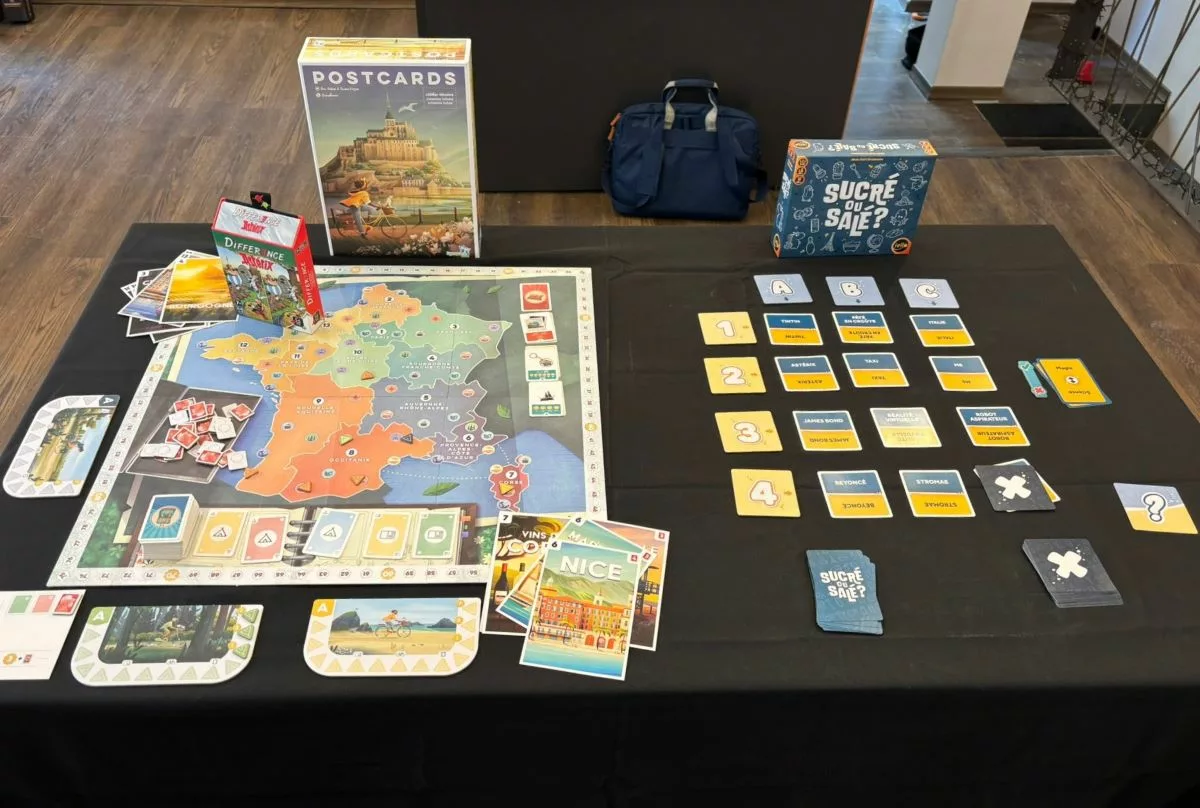 Une chaîne YouTube a été créée pour présenter les nouveautés reçues chaque semaine - © Laura Borges