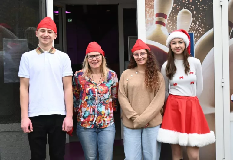 Le marché de Noël du bowling de Saint-Laurent-de-Chamousset attire de nombreux visiteurs pour une première édition réussie