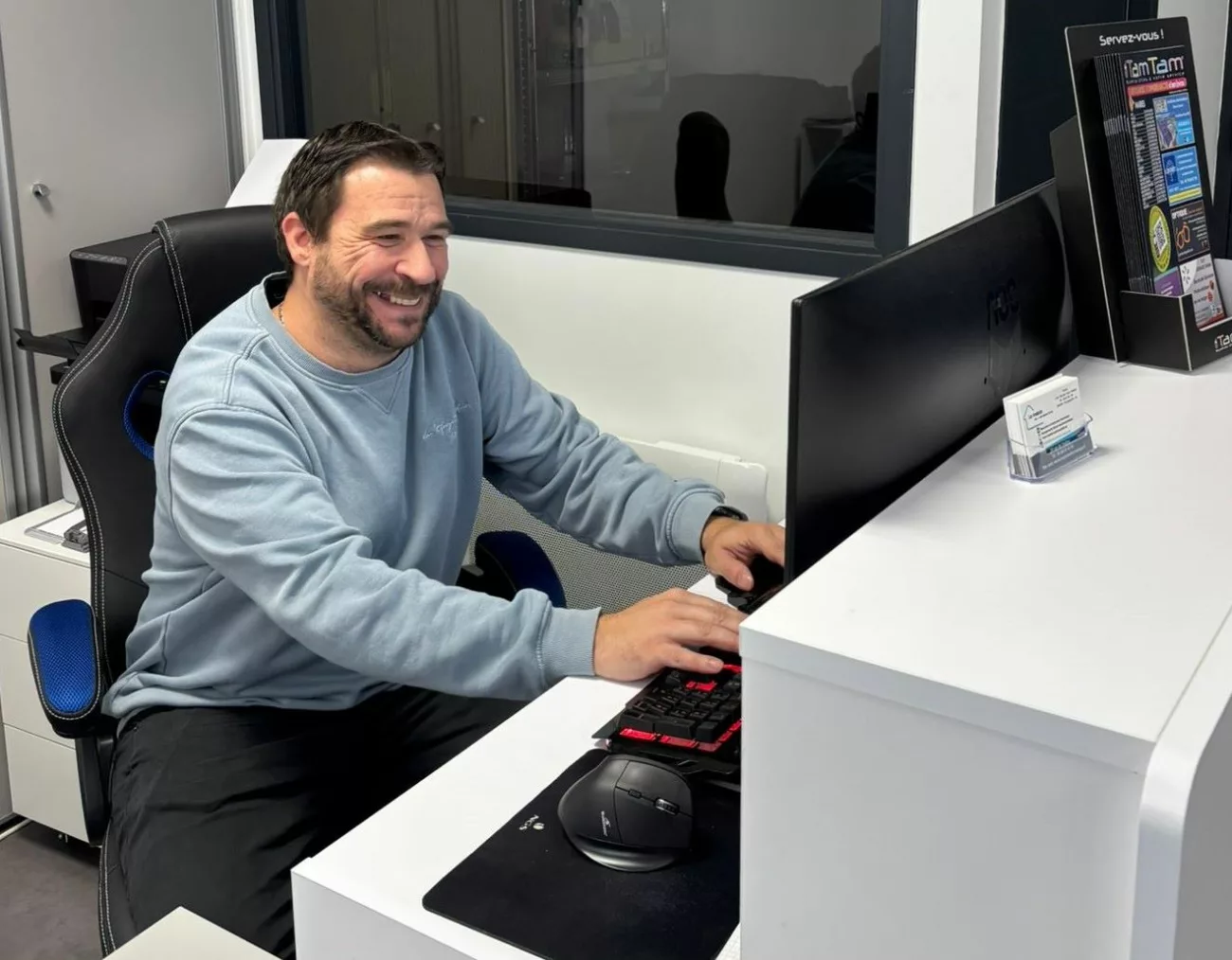 Franck Reynaud s'est installé à Saint-Laurent-de-Chamousset en 2024 - © Laura Borges