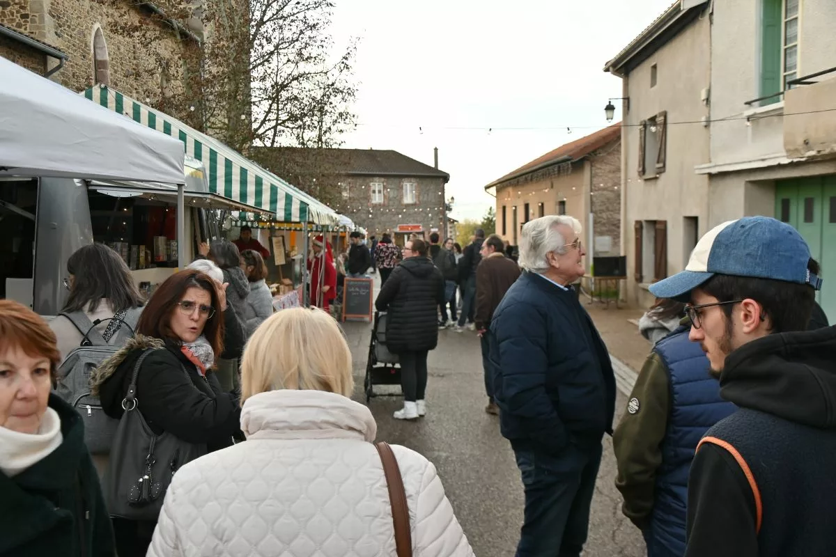 le marché de Noël de Saint-Médard-en-Forez