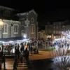 Saint-Martin-en-Haut a célébré sa Fête des Lumières sous une pluie fine
