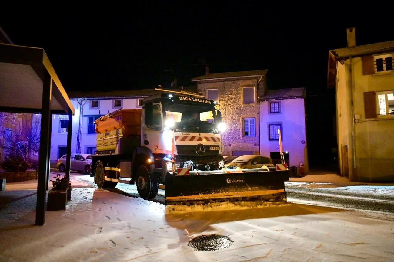 Neige et verglas dans les Monts du Lyonnais, prudence renforcée ce mercredi soir et jeudi matin