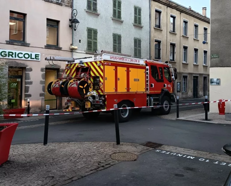 Odeur suspecte à Panissières, une importante intervention des secours en centre-ville