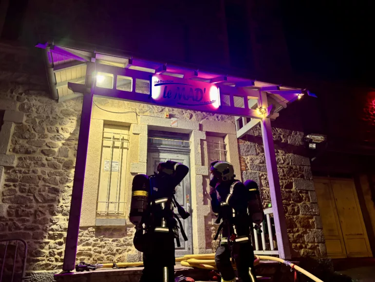 Que s'est-il passé à la discothèque Le Mad', à Saint-Martin-en-Haut, au milieu de la nuit ?