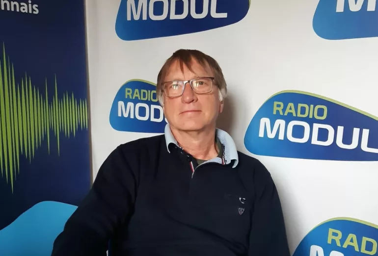 Régis Chambe cède son écharpe de maire à Saint-Martin-en-Haut, mais reste au cœur de la vie politique locale