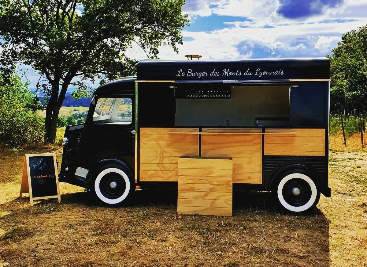 L’aventure du food truck Burger d’Ici prend un tournant inattendu dans les Monts du Lyonnais