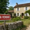 Le marché immobilier des Monts du Lyonnais se stabilise avec des acheteurs en quête de tranquillité
