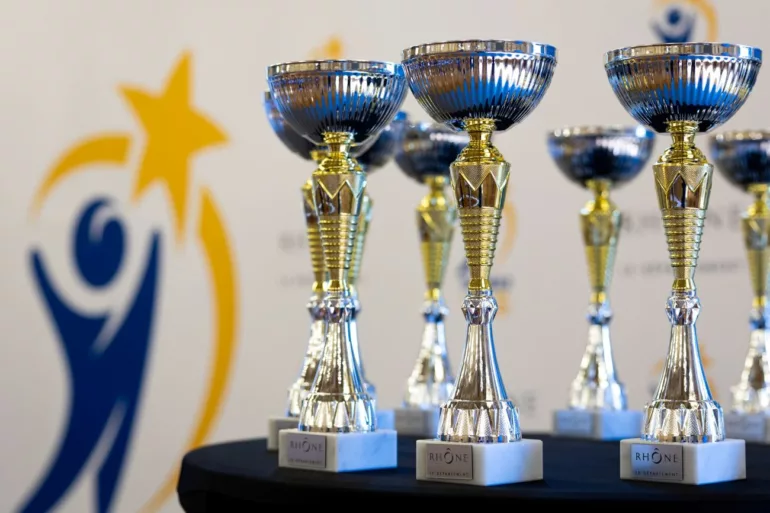 Cinq collèges des Monts du Lyonnais brillent aux Trophées des Associations Sportives