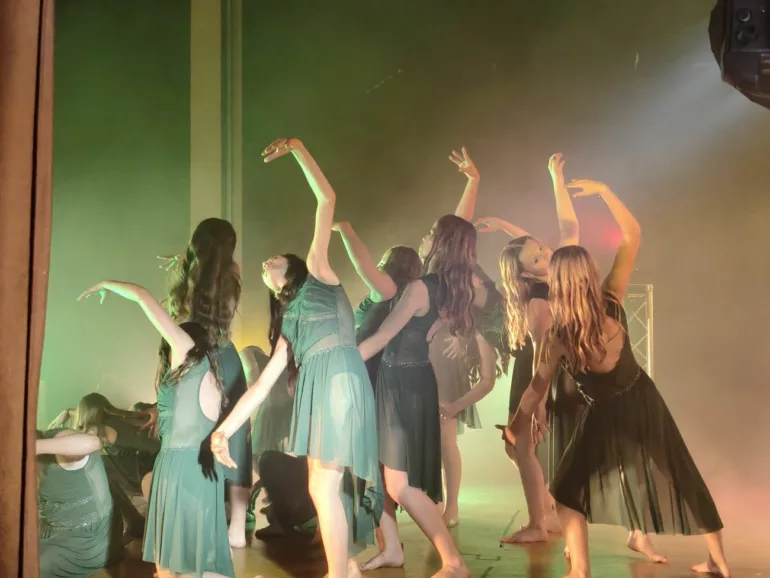 L'association Infinity Dance réunit près de 800 spectateurs pour son gala annuel à Haute-Rivoire