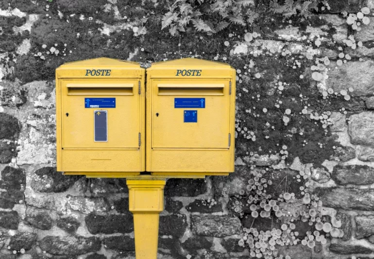 Brindas préserve ses services de proximité avec une nouvelle agence postale en mairie