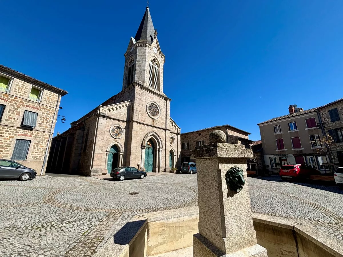 Une rentrée qui s'annonce animée dans les rues de Chambost-Longessaigne - © Radio MODUL