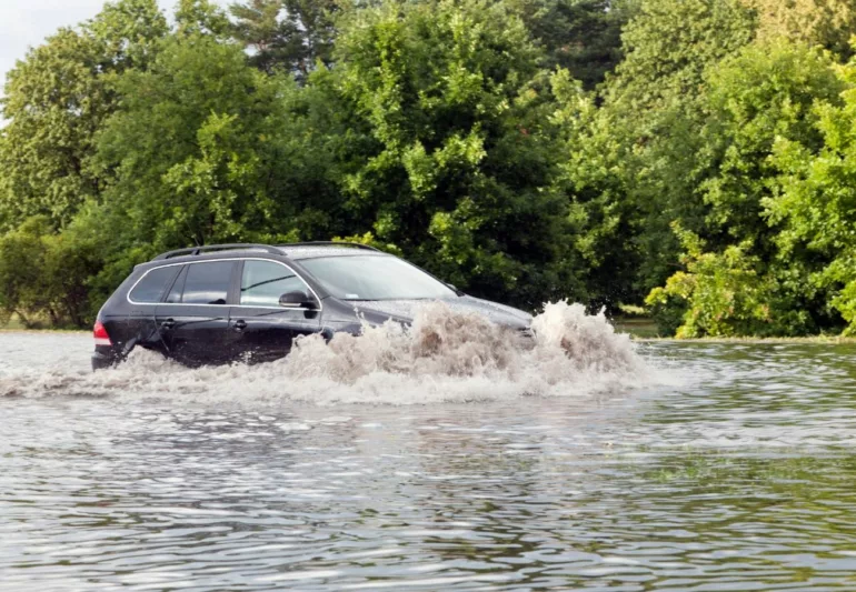 L'État et les assureurs s'unissent pour protéger notre région face aux inondations