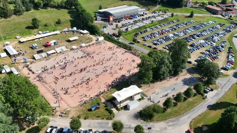 La Mont du Lyonnaise à pétanque attire les plus grands champions à Saint-Symphorien-sur-Coise